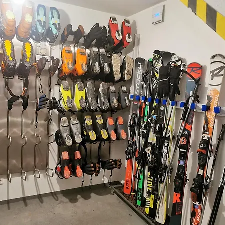 Ski-baki Seka * Schruns